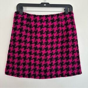 Pink Lily Tweed Houndstooth Fuzzy Pink and Black Mini Skirt Size Medium